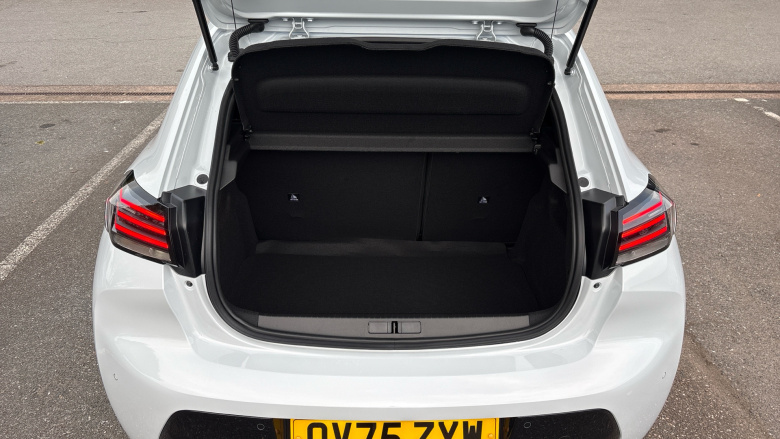 Peugeot 208 1.2 Hybrid 110 Allure 5dr e-DSC6 Petrol Hatchback